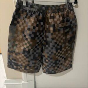 Mens Large Louis Vuitton Shorts